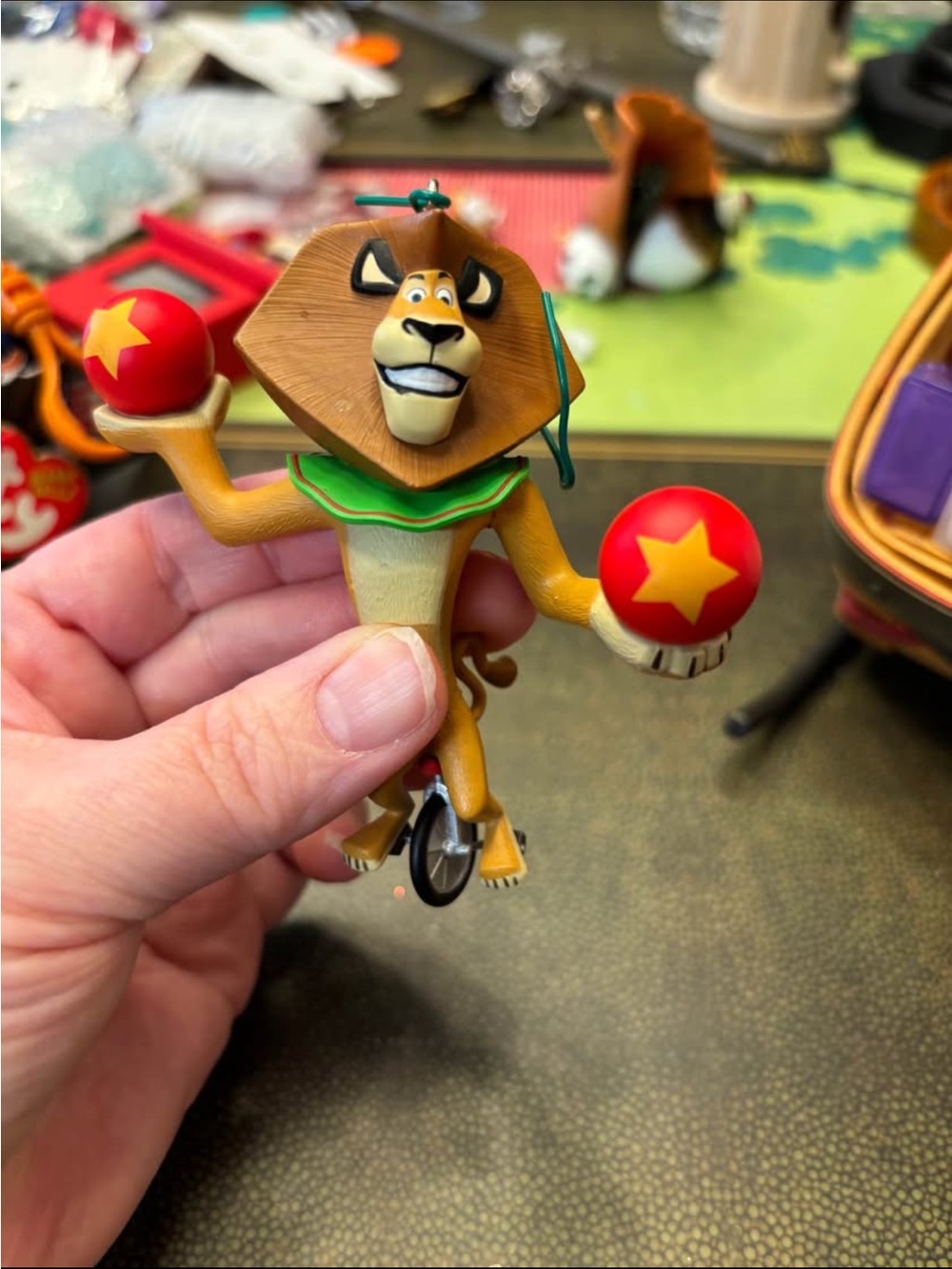 Alex the Lion Madagascar Juggler Holiday Ornament in Brown and Red Dreamworks - Picture 3 of 3